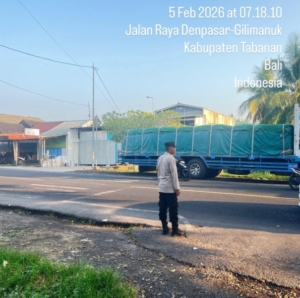 Berikan rasa aman bagi Masyarakat di pagi hari, Personel Polsek Selemadeg barat gelar Strong Point pagi