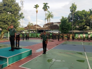 Pimpin Upacara Bendera Mingguan, Danramil Dawan Tegaskan Nasionalisme Fondasi Utama Jaga Keutuhan Dan Kedaulatan NKRI