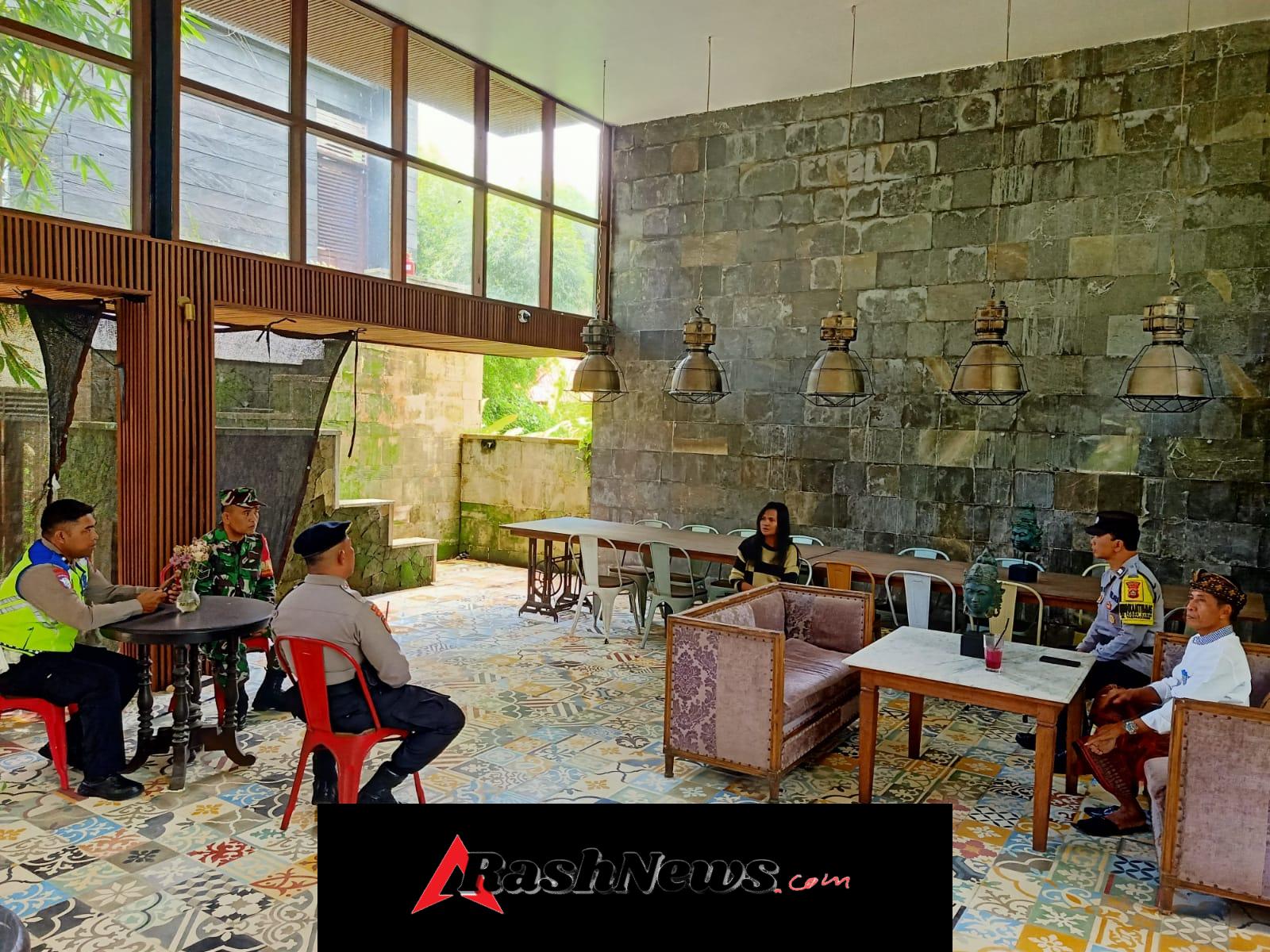 Babinsa Pejeng Kawan Perkuat Kewaspadaan Wilayah Lewat Sidak Penduduk Pendatang