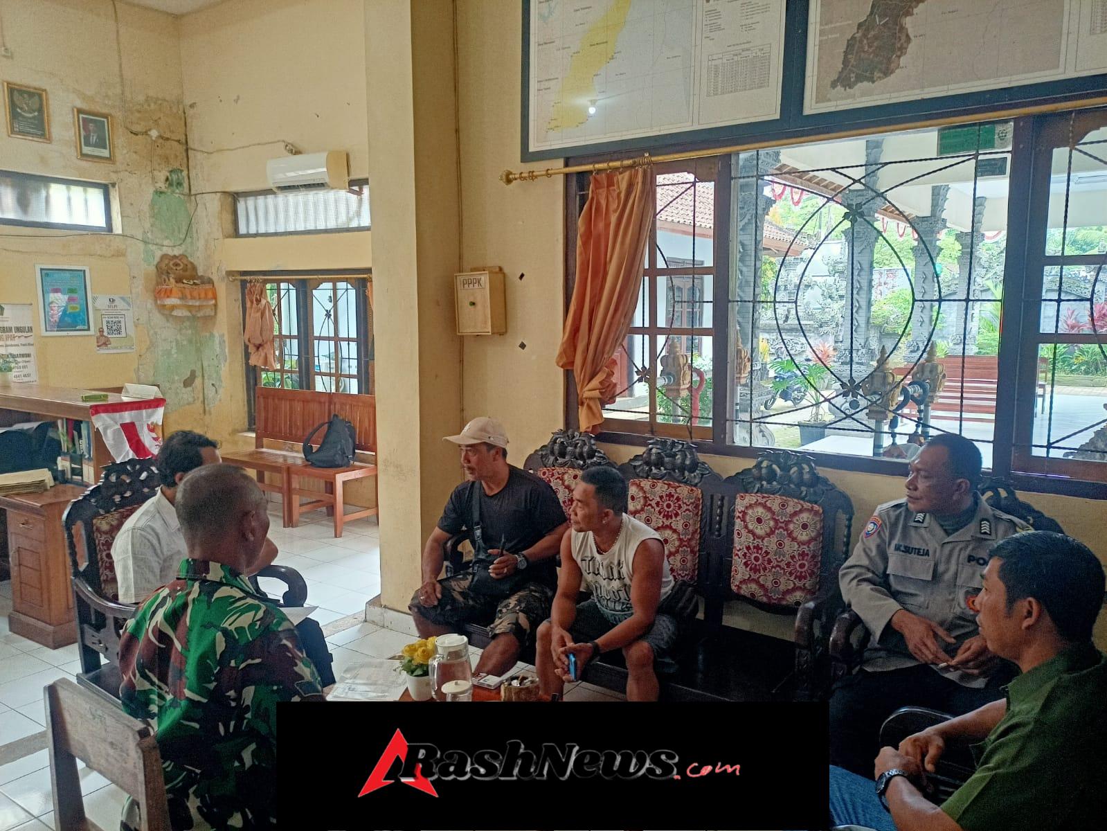 Sinergitas Tanpa Batas: Babinsa dan Aparat Desa Manistutu Bahas Legalitas Aset Desa