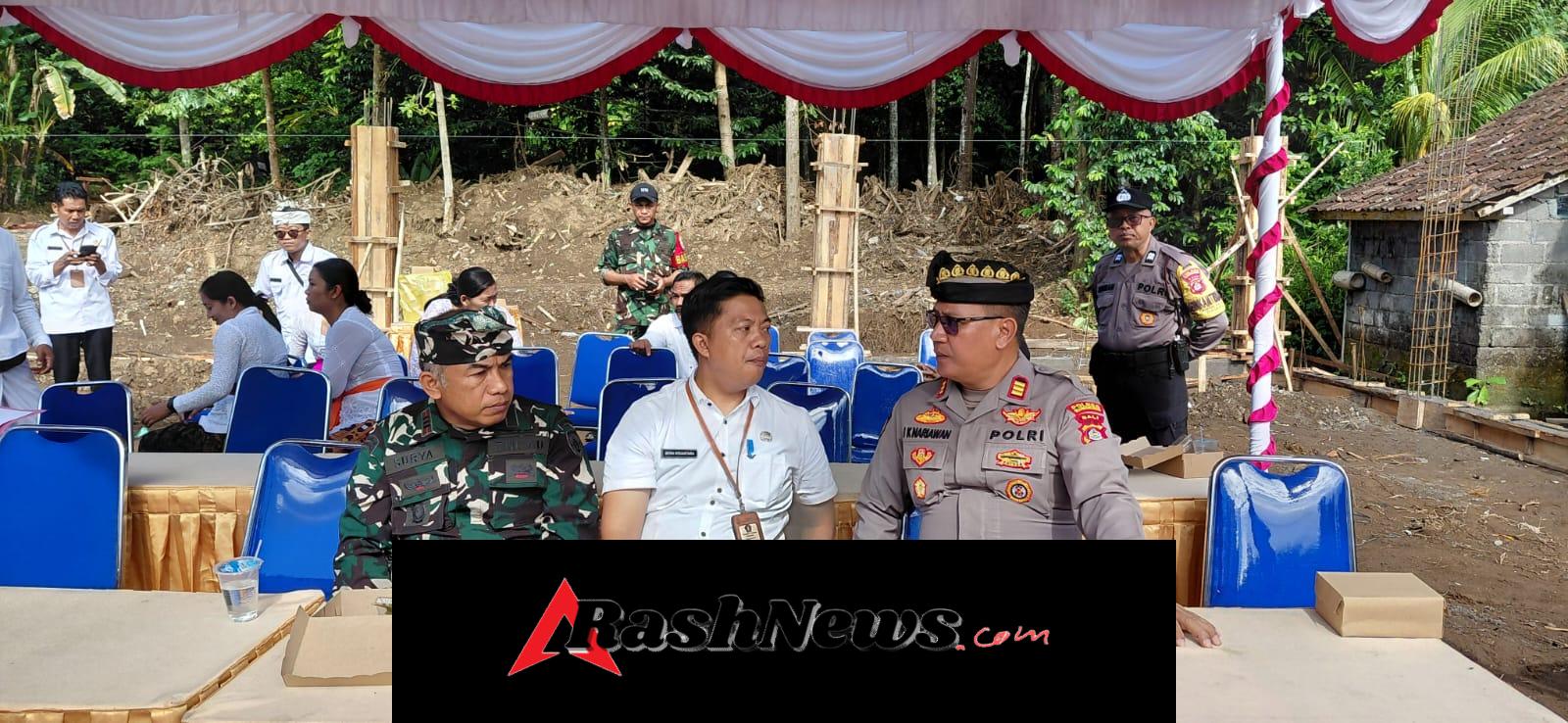 Wujudkan Pemerataan Dan Kemandirian Ekonomi Desa, Danramil Dawan Hadiri Groundbreaking KDKMP Desa Dawan Kaler