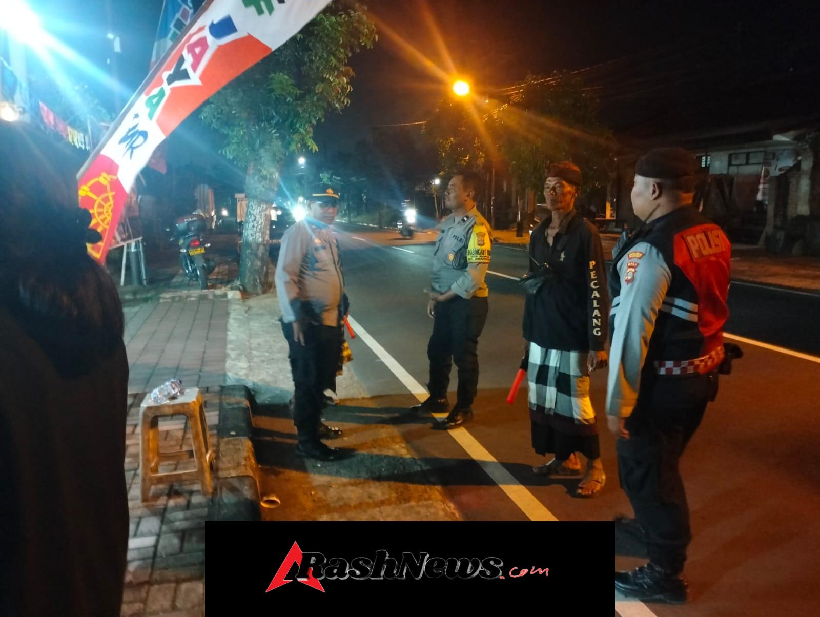 Samapta Polsek Abiansemal Hadir Di Tengah Masyarakat Lewat Patroli Harkamtibmas