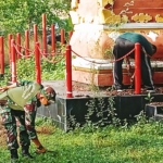 Aksi Sosial di Celukan Bawang: Koramil Gerokgak dan Stakeholder Pelabuhan Kompak Bersihkan Tugu Pahlawan