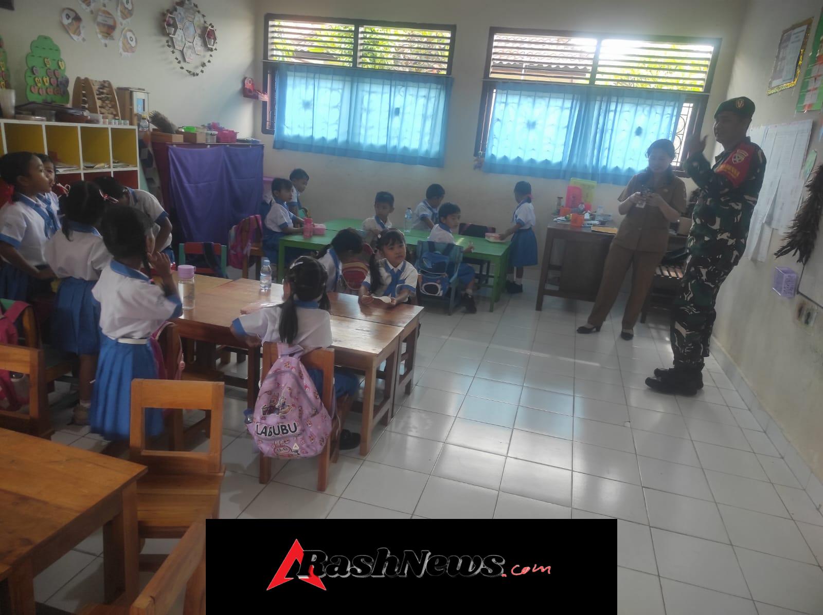 TNI Peduli Pendidikan Usia Dini, Babinsa Kamasan Kunjungi TK Negeri Kamasan