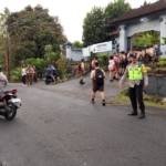 Cegah terjadinya kemacetan dan laka lantas, Personil Polsek Penebel melaksanakan Strong Point pagi*