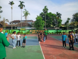 Gelar Lomba Permainan Tradisional, Persit KCK Kodim Klungkung Tegaskan Komitmen Lestarikan Budaya Dan Kearifan Lokal