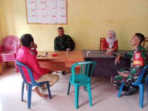‎Danramil 1607-03/Ropang Gelar Komsos Bahas Status Lahan dan Rencana KDMP Merah Putih
