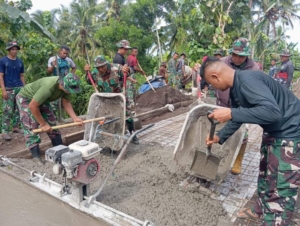 Permudah Mobilitas Warga, Program Rabat Beton TMMD Ke-127 Jembrana Terus Dikebut