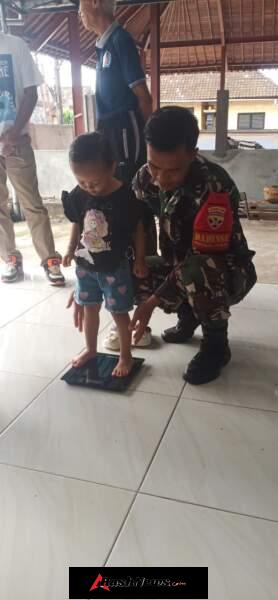 Babinsa Semarapura Kauh Tegaskan Sinergi Dan Kolaborasi Semua Pihak Kunci Dalam Peningkatan Derajat Kesehatan Masyarakat