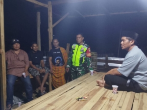 Babinsa Koramil 1608-07/Monta Gencarkan Patroli Teritorial dan Ronda Malam Demi Wilayah Aman dan Lestari