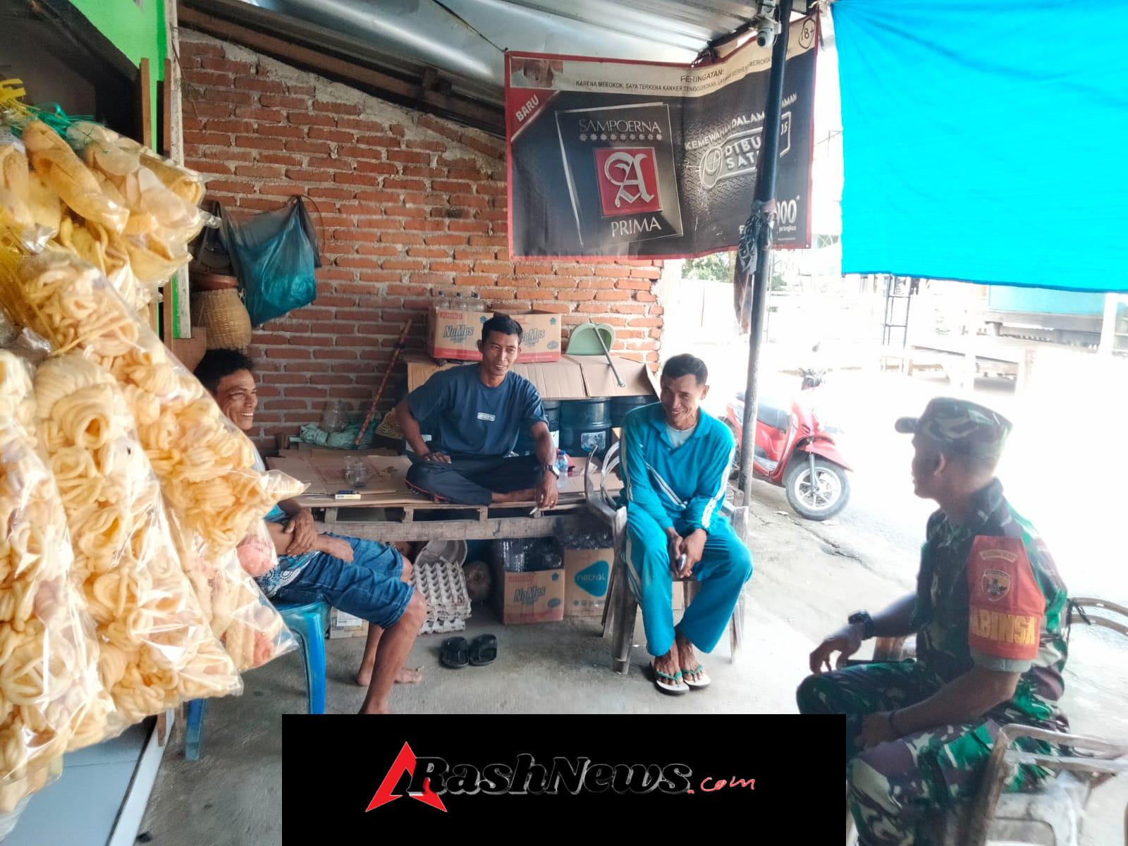 Dekat dengan Rakyat, Babinsa Desa Tebo Aktif Monitor Wilayah Binaan