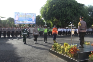 Waka Polres Lombok Timur Pimpin Apel Gelar Pasukan Operasi Keselamatan Rinjani 2026