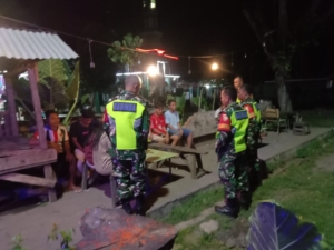 Babinsa Rasanae Pimpin Apel Pengecekan Sebelum Patroli Cipta Kondisi di Kota Bima