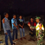 Patroli Babinsa Kawinda Toi Ajak Warga Jaga Silaturahmi dan Awasi Pergaulan Anak