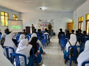 Santri Ponpes Darul Hikmah Diganjar Pendidikan Cinta Tanah Air dan Keislaman dalam LKDS
