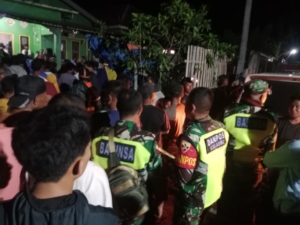 Tragedi di Desa Lambu: Anak Terbawa Arus Sungai saat Menyebrangi Jembatan Kayu