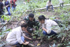 Pengabdian Nyata Yonif TP 834/WM, Menanam Pohon Demi Masa Depan Lingkungan