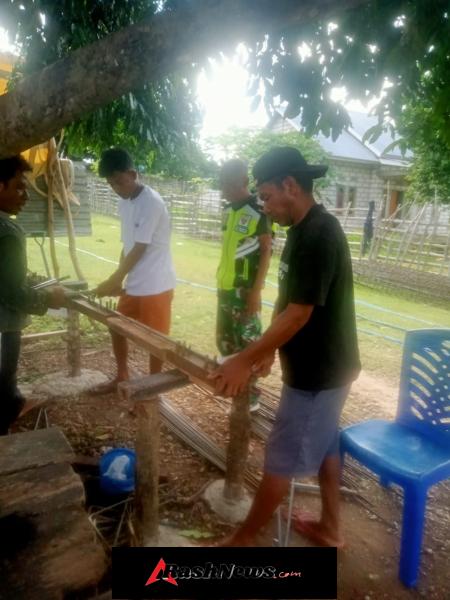 Pengawasan Ketat Babinsa Koramil 1627-01/Baa Pastikan Pembangunan KDKMP Tepat Waktu