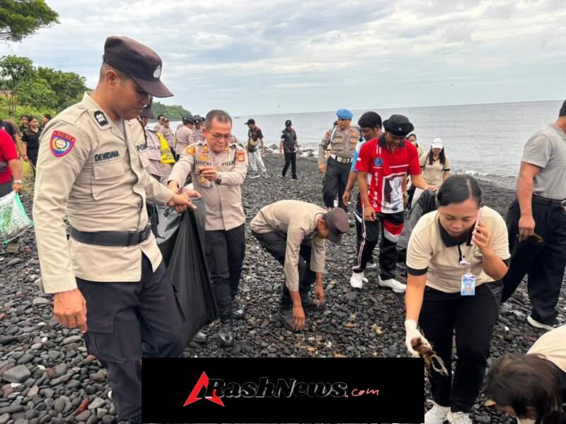Wujudkan Lingkungan Asri, Polsek Kubu Gelar Aksi Gotong Royong Bersih Pantai di Tukad Sayung