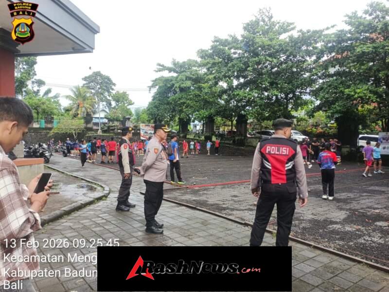 Kapolsek Mengwi Pantau Situasi Kamtibmas di Kawasan GOR Dati II Badung, Desa Mengwi