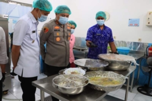Polres Klungkung mengikuti secara virtual peresmian SPPG Polri dan Gudang Ketahanan Pangan oleh Presiden Prabowo Subianto di Desa Gunaksa.