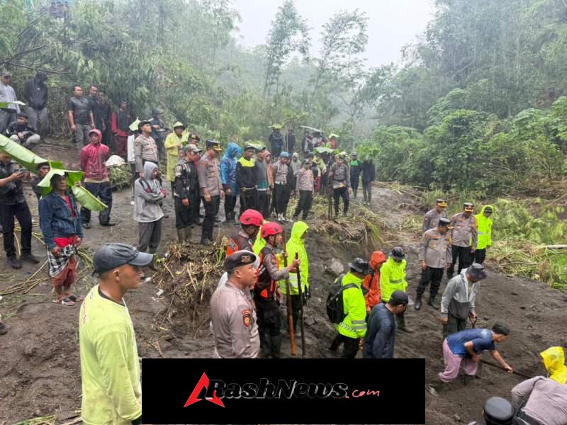 Polisi bersama Inkait Berhasil Evakuasi Korban Tanah Longsor di Desa Suter Kintamani
