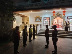 Polsek Dentim Amankan Perayaan Imlek 2577 di Vihara Eka Dharma Cipta Sentosa, Ibadah Berlangsung Khidmat dan Kondusif