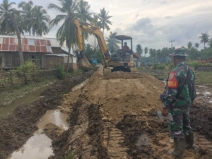 TMMD ke-127 di Desa Tangga Baru Genjot Pembukaan Jalan Tani 111 Meter