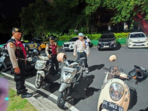 Pengamanan Sembahyang Tutup Tahun Imlek 2577 di Griya Konco Dwipayana Berlangsung Aman dan Lancar