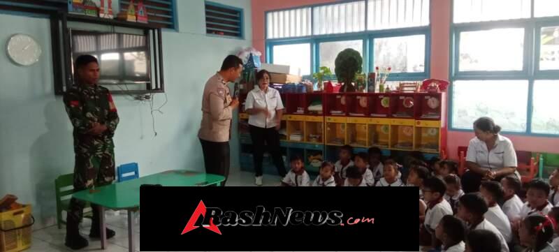 Tanamkan Disiplin dan Cegah Bullying Sejak Dini, Bhabinkamtibmas dan Babinsa Kunjungi TK Pandu Kumara Sumerta Kelod