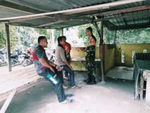 Komsos Babinsa Berjalan Lancar Demi Lingkungan Sehat dan Aman