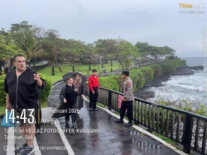 Personil Opsnal dan Polsubsektor Tanah Lot Melaksanakan Penjagaan dan Patroli di Kawasan DTW