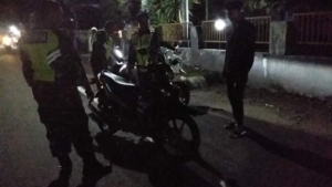 Babinsa Koramil Rasanae Gelar Patroli Cipta Kondisi, Jaga Keamanan Kota Bima Jelang Ramadhan