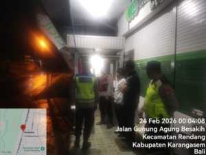 Polsek Rendang Melaksanakan Patroli Pantau Situasi Kamtibmas Pantau Situasi Wilayah
