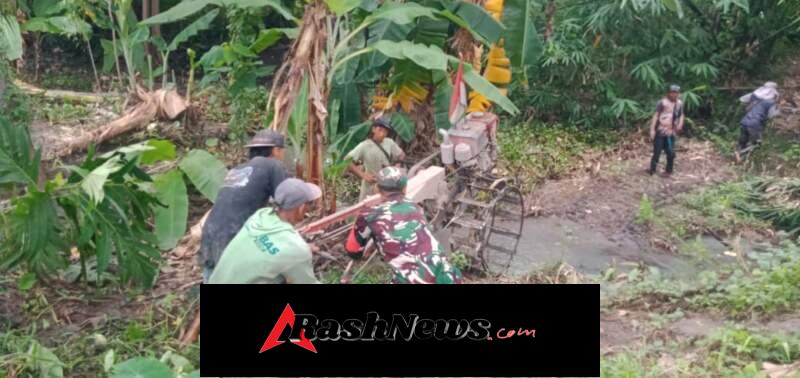 Serka Vence Nahak Turun Sawah Bersama Poktan Cocomoro, Siapkan Lahan Menuju Musim Tanam
