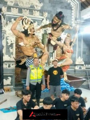 Bhabin Kerobokan Kaja Dukung Kreativitas Anak Muda Dalam Menyambut Hari Nyepi