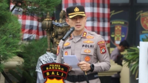 Apresiasi untuk Pengabdian, Kapolres Badung Beri Penghargaan kepada Anggota Berprestasi