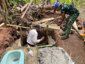 Dukung Kesehatan Lingkungan, Satgas TMMD 127 Intensifkan Pembuatan Septic Tank