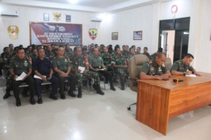Danrem 162/Wira Bhakti Tekankan Disiplin dan Loyalitas Prajurit dalam Jam Komandan