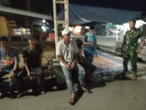 Sinergi Aparat dan Warga, Koramil Taliwang Intensifkan Pengamanan Ramadhan