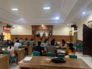 Polres Badung Hadir dan Mendengar, Jumat Curhat Bersama Linmas Jagapati