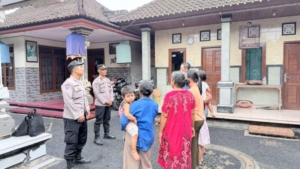 Silaturahmi Penuh Makna, Polres Badung Sambangi Warga Lewat Jumat Curhat
