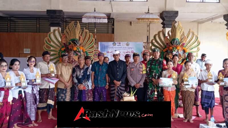 Bhabinkamtibmas Perean Kangin Hadiri Bulan Bahasa Bali VIII, Dorong Pelestarian Aksara dan Sastra Daerah