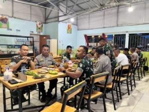 Penuh Keakraban, Buka Puasa Bersama TNI–POLRI di Nagekeo