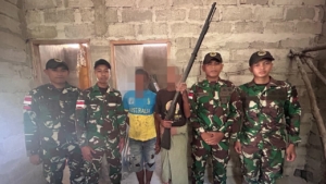 Kedekatan TNI dan Warga, Yonarmed 12 Kostrad Terima Penyerahan Senjata