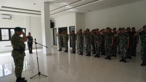 Penuh Khidmat, Kodim 1630/Manggarai Barat Gelar Upacara Purna Bhakti Prajurit Terbaik