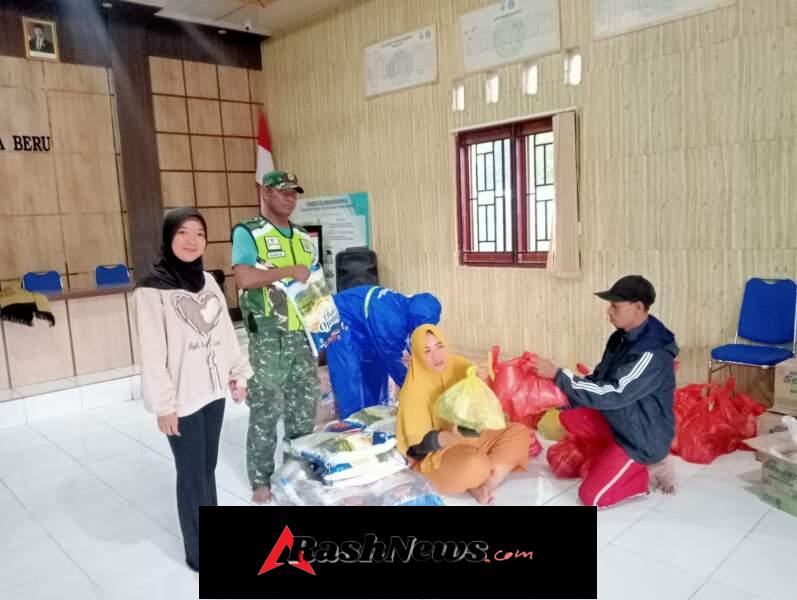 Sigap Bantu Warga, Babinsa Beru Kawal Distribusi Bantuan Korban Banjir di Jereweh