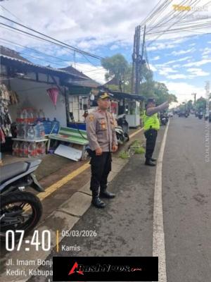 Kapolsek Kediri Waskat Penggelaran Personil Atensi Kemacetan dan Laka Pada Simpul-simpul Kerawanan