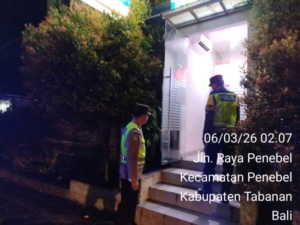 Antisipasi Gangguan Kamtibmas Polsek Penebel  Patroli Subuh
