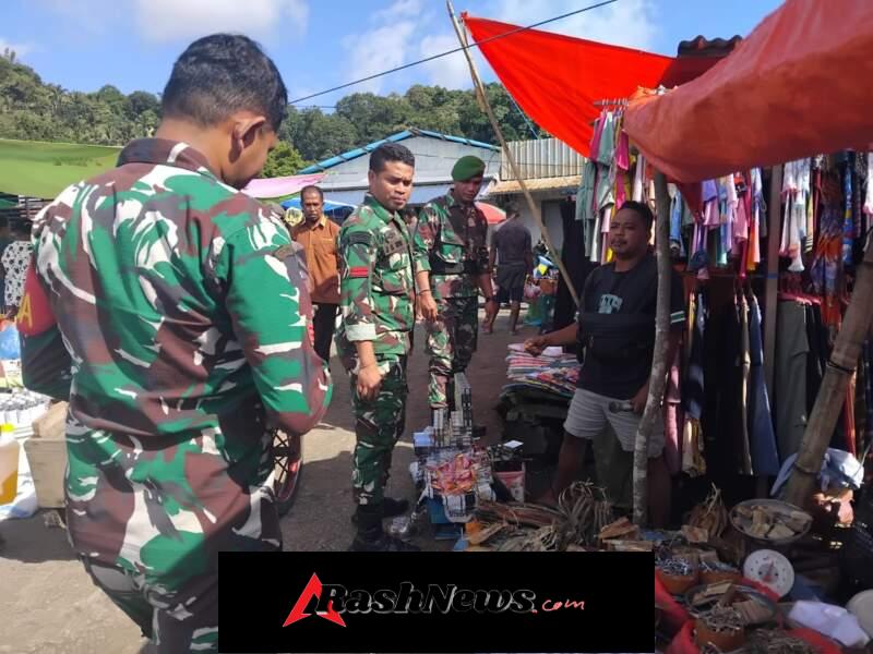 Tiga Babinsa Turun Langsung, Pastikan Keamanan Pasar Boru Tetap Terjaga